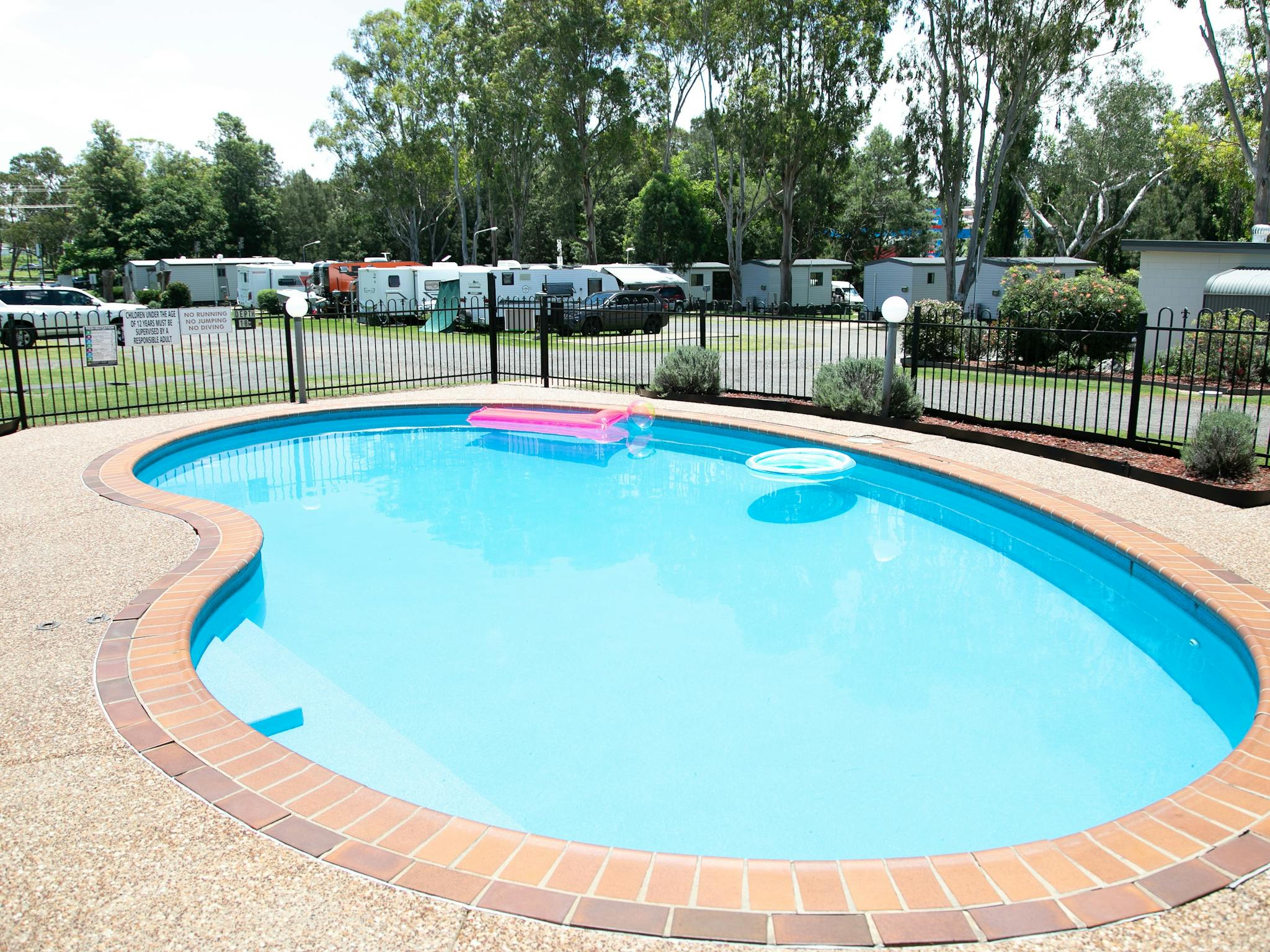 Swimming Pool Swimming Pool