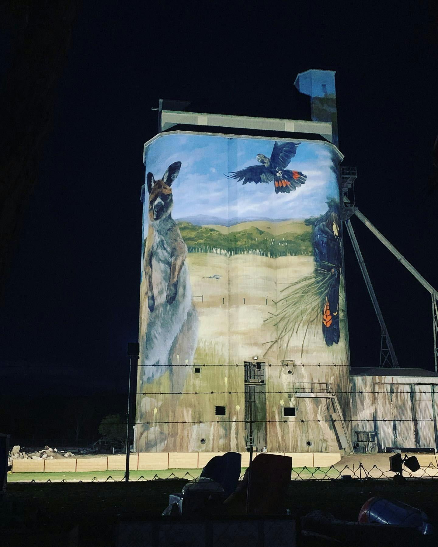 Kingscote Silo Art