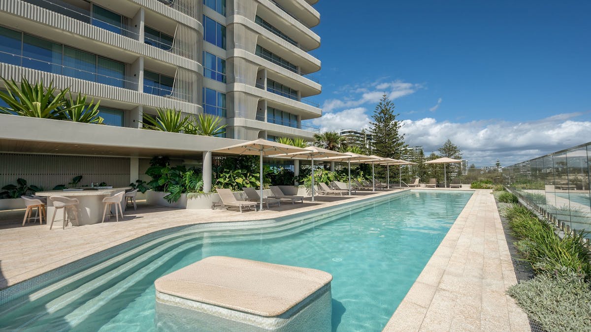 3 Bedroom unit in Kirra - shared pool 3 Bedroom unit in Kirra - shared pool