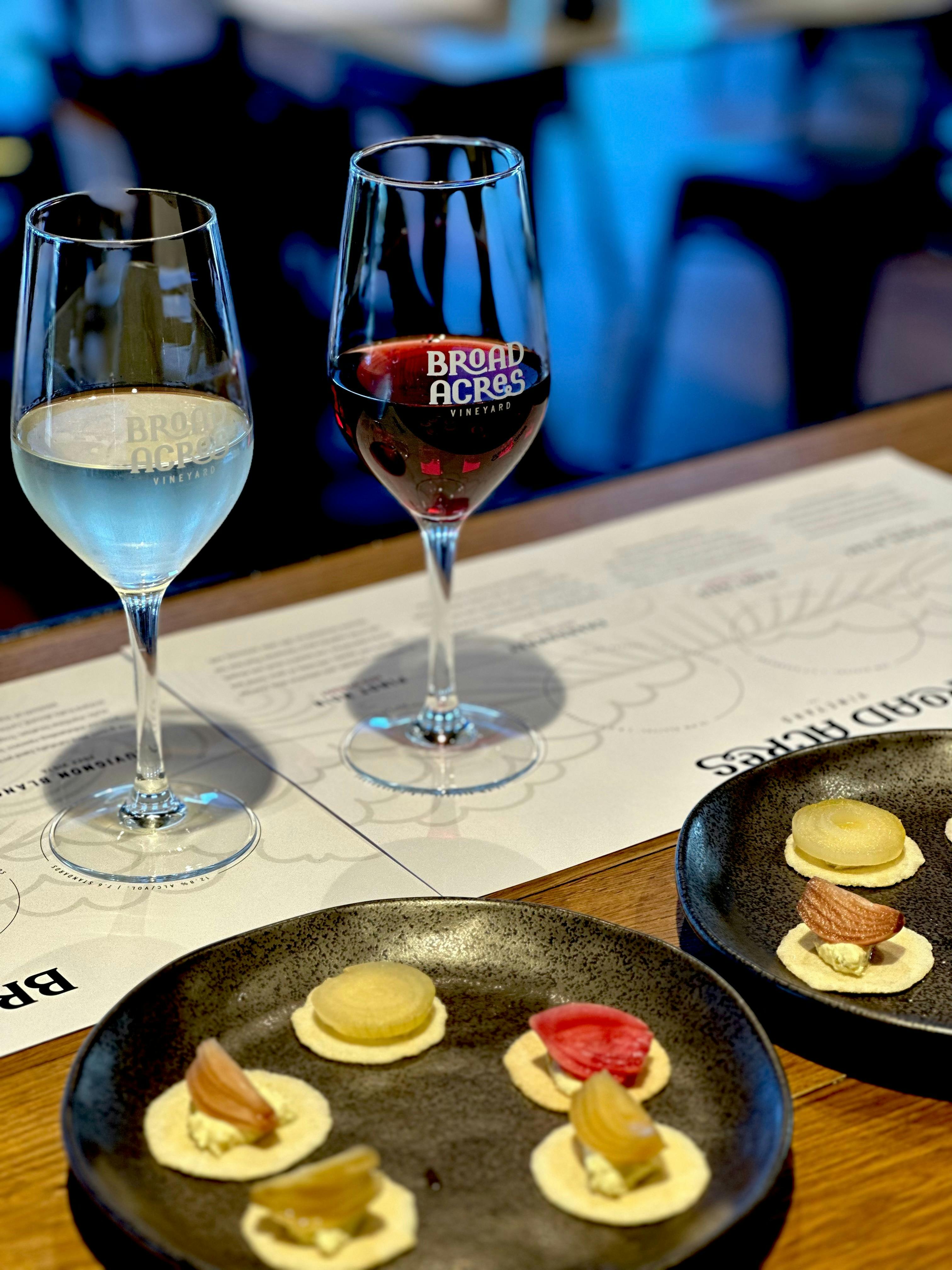 Wine tasting with a tasting of mixed pickled onions.