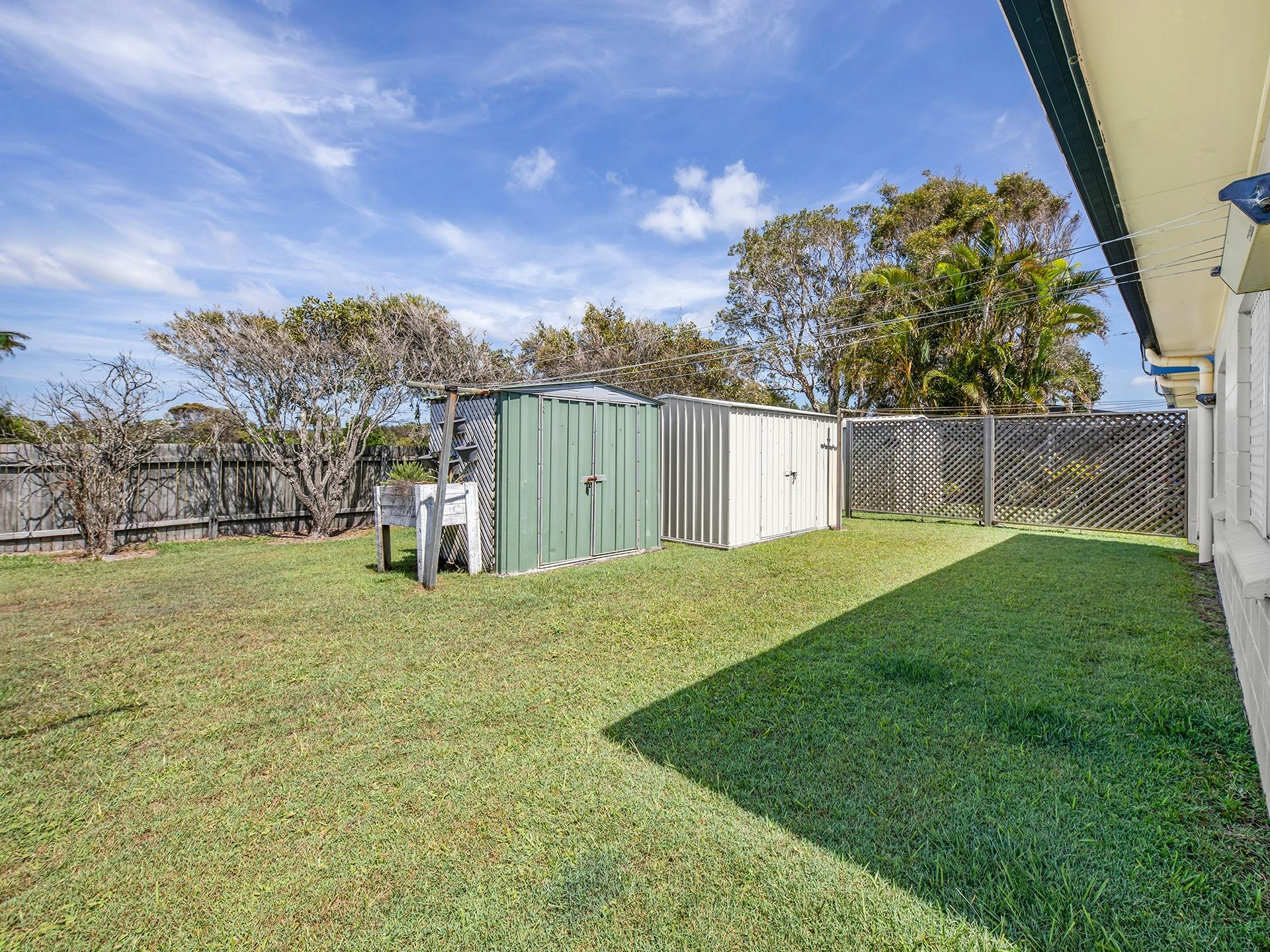 Beach Dayz at Brooms Head NSW Holidays & Things to Do