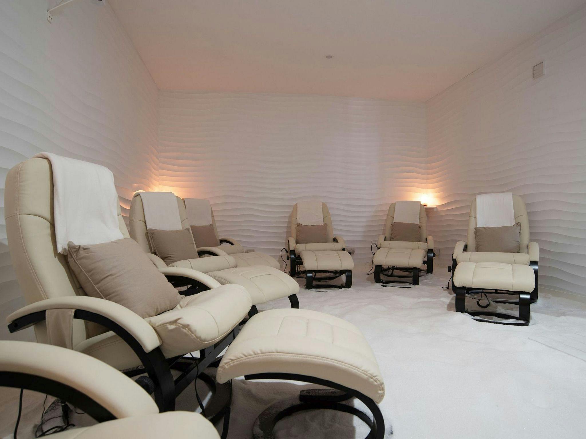 Relaxing salt Therapy rooms