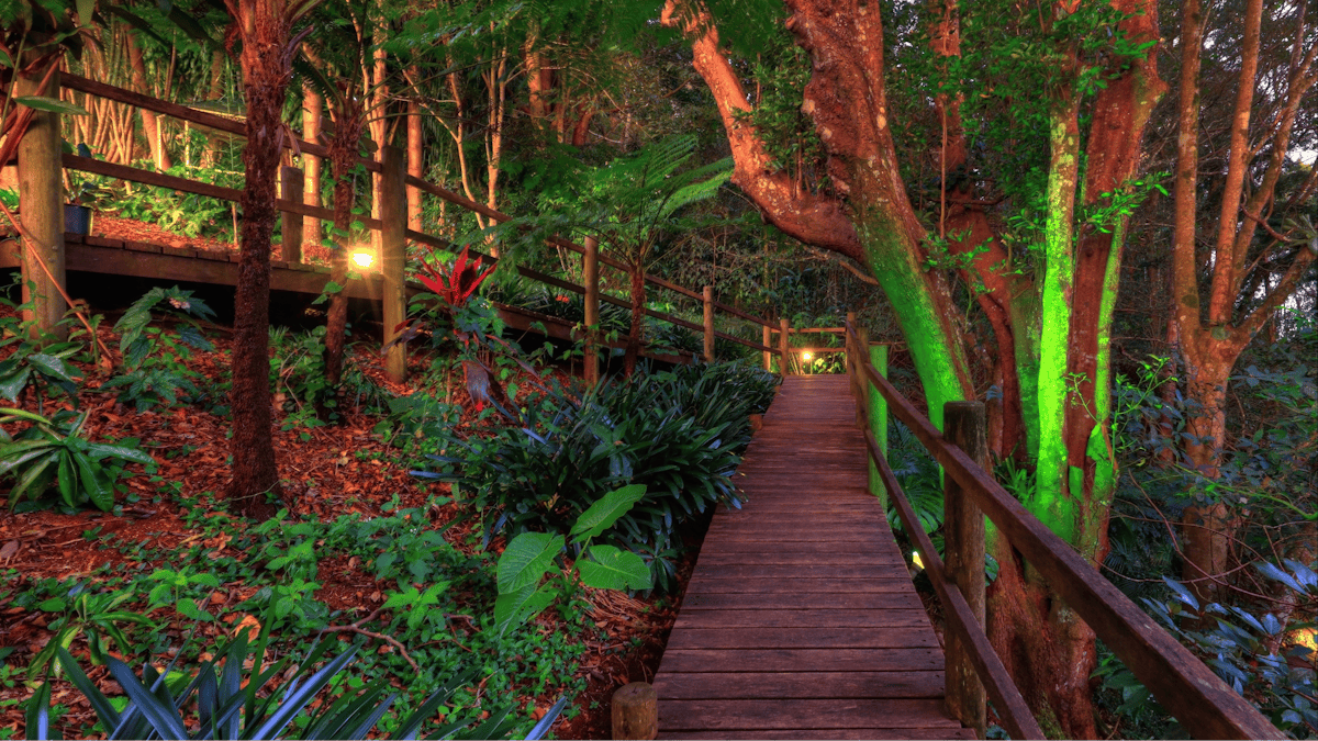 Cottage boardwalk at The Falls