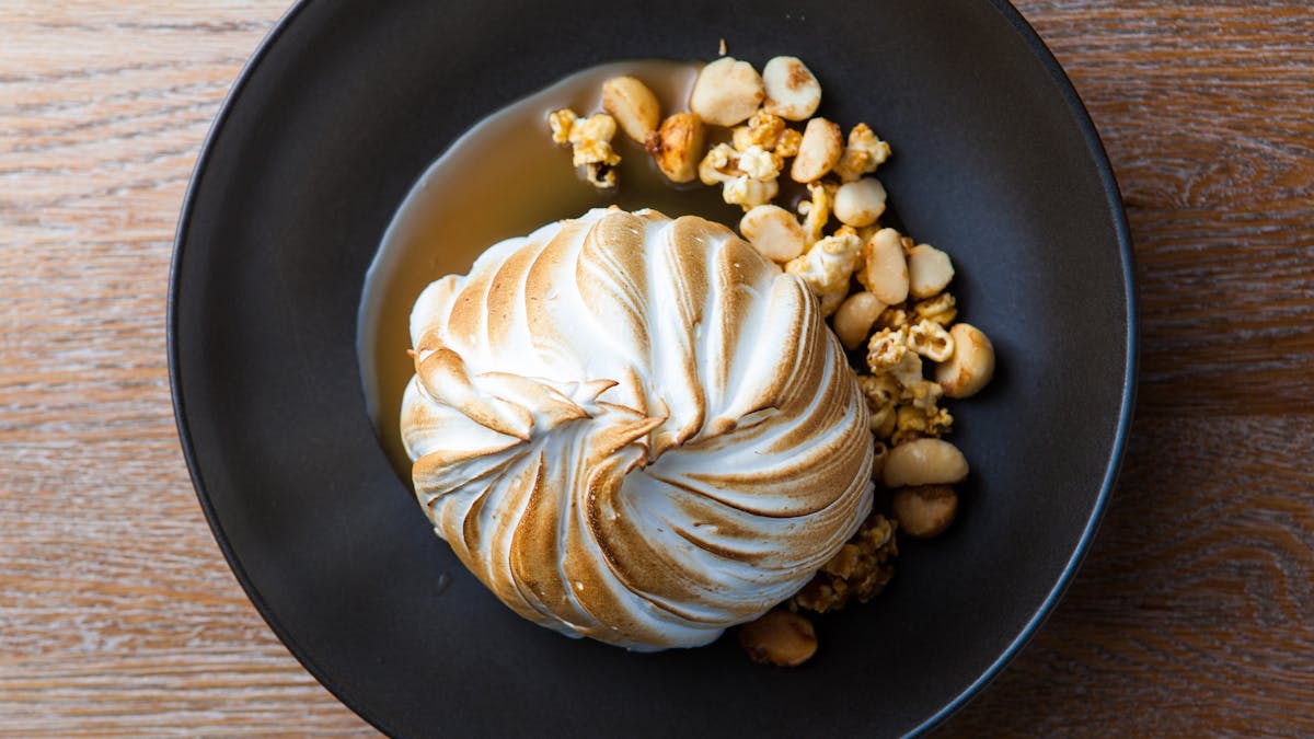 Bombe Alaska perfect for sharing Bombe Alaska perfect for sharing