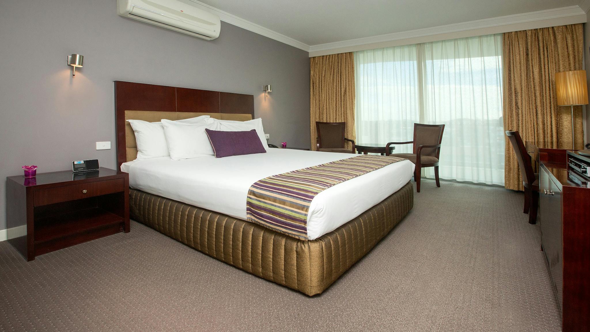 Hotel King Room Hotel King Room