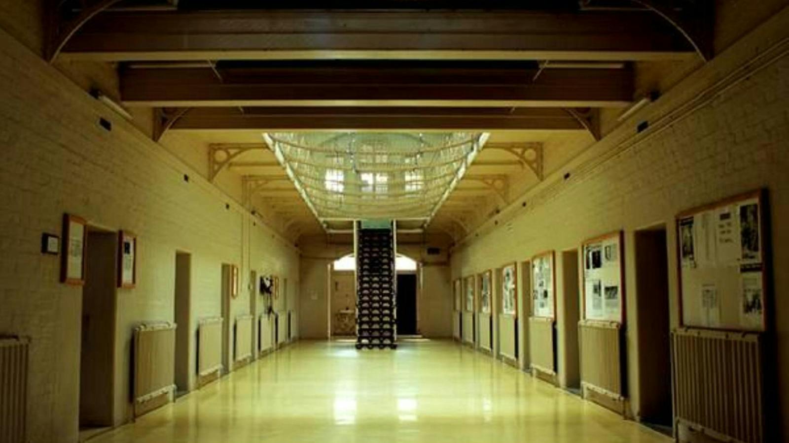 J Ward Wing