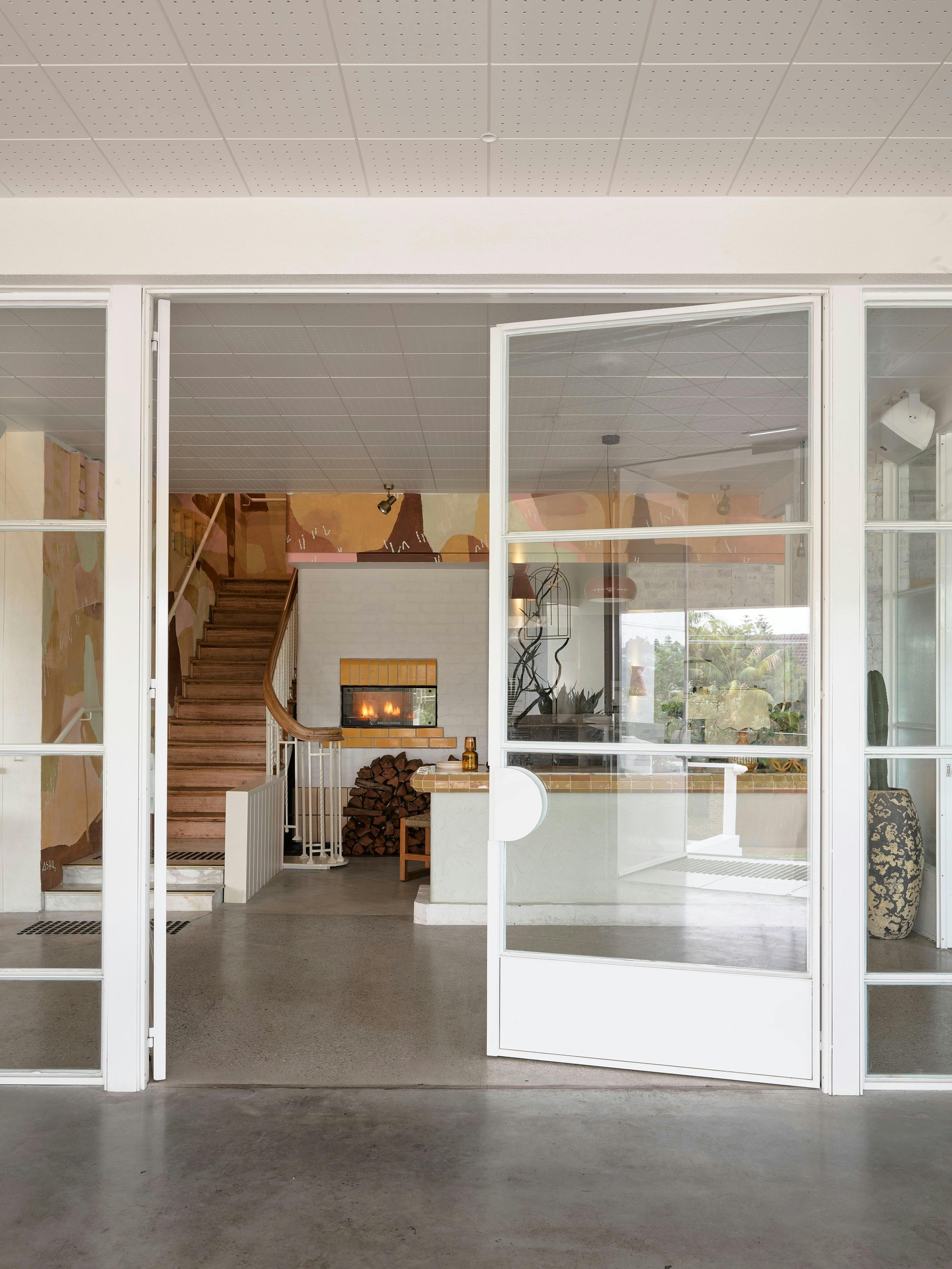 Harbord Hotel at Freshwater Beach