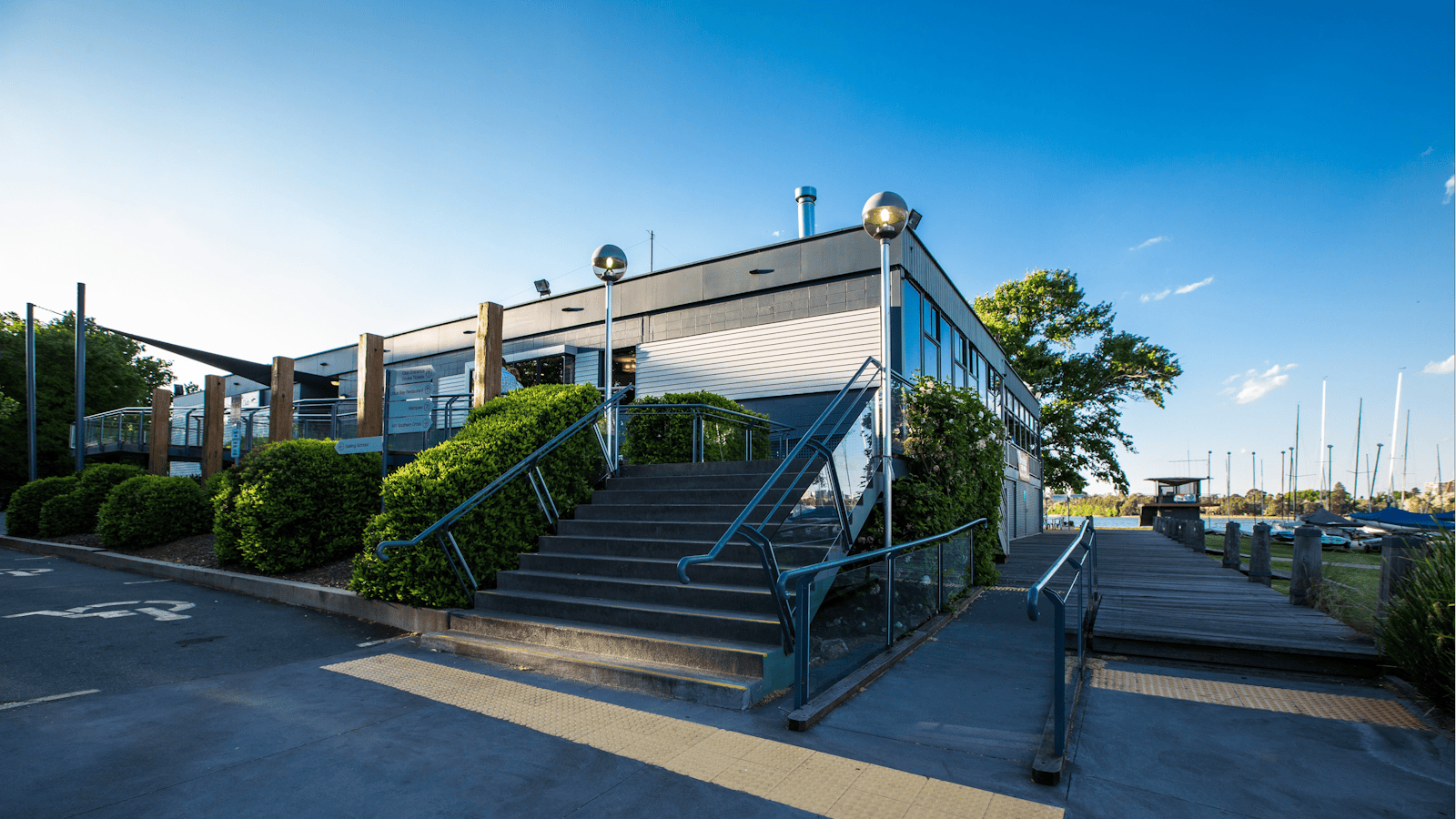 Southern Cross Yacht Club