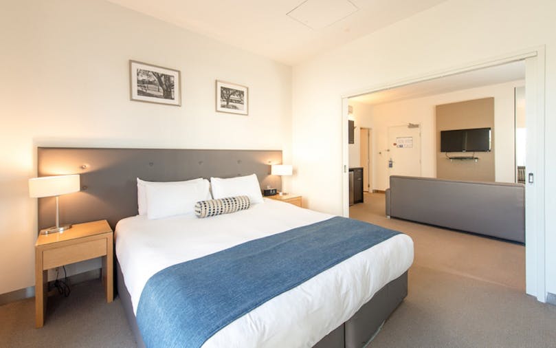 Honeymoon Suite