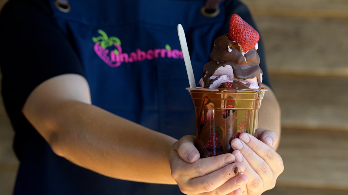 Available during strawberry season - fresh berries with real fruit ice cream and belgian chocolate!