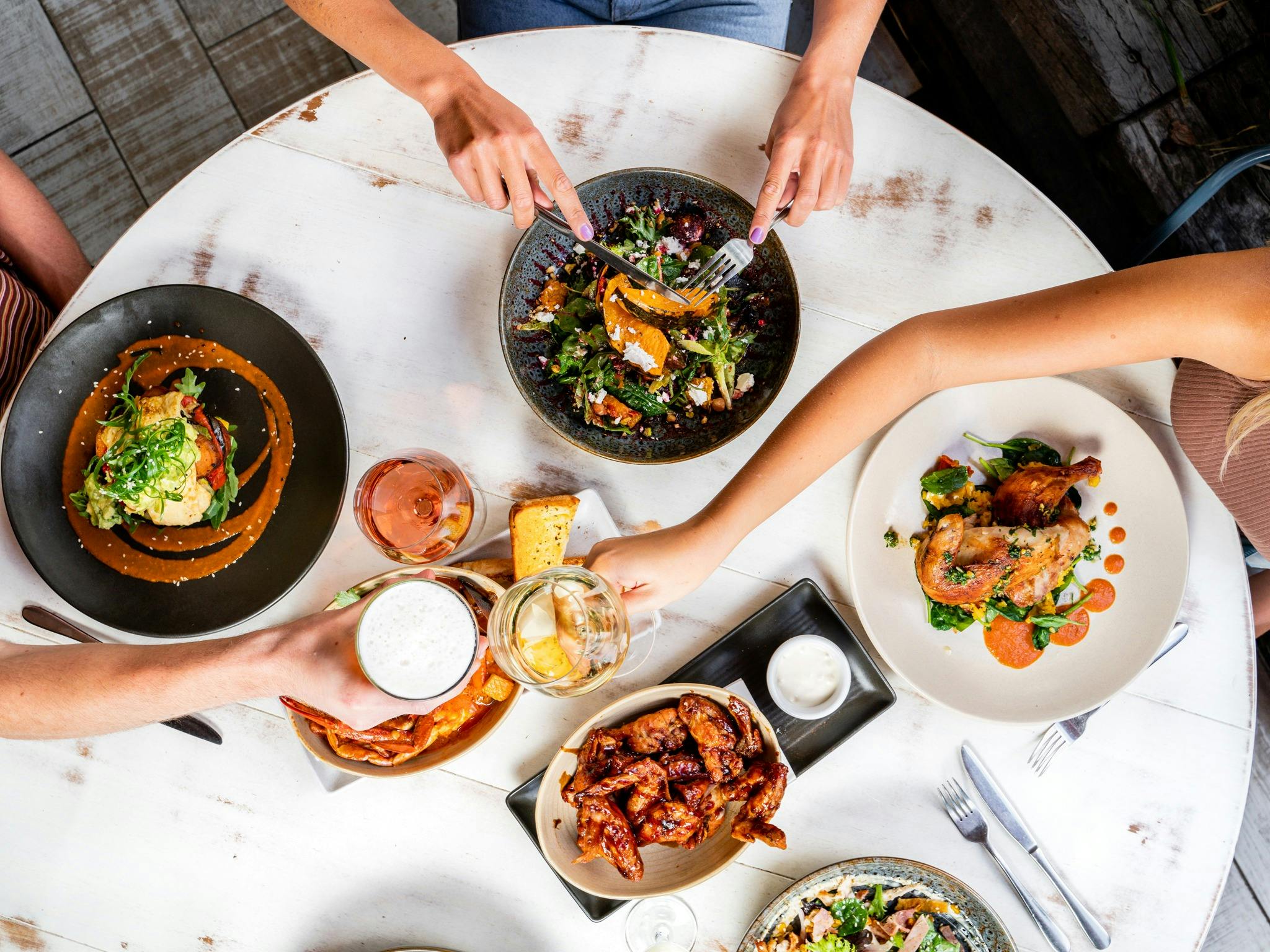 The Palms Bistro Toormina Hotel