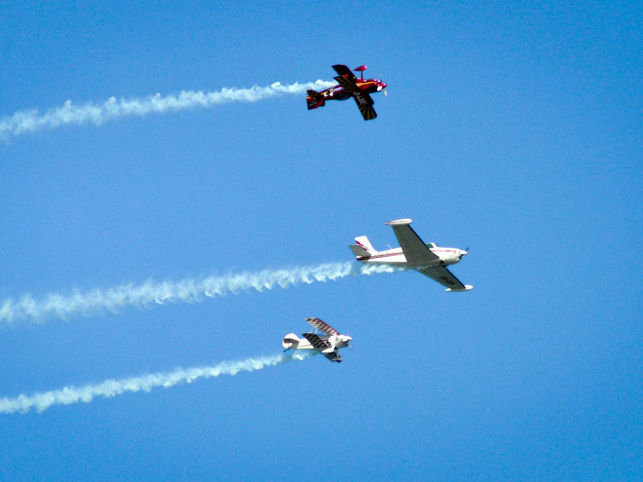 Chris Sperou takes to the sky with his team at the Ceduna Oysterfest
