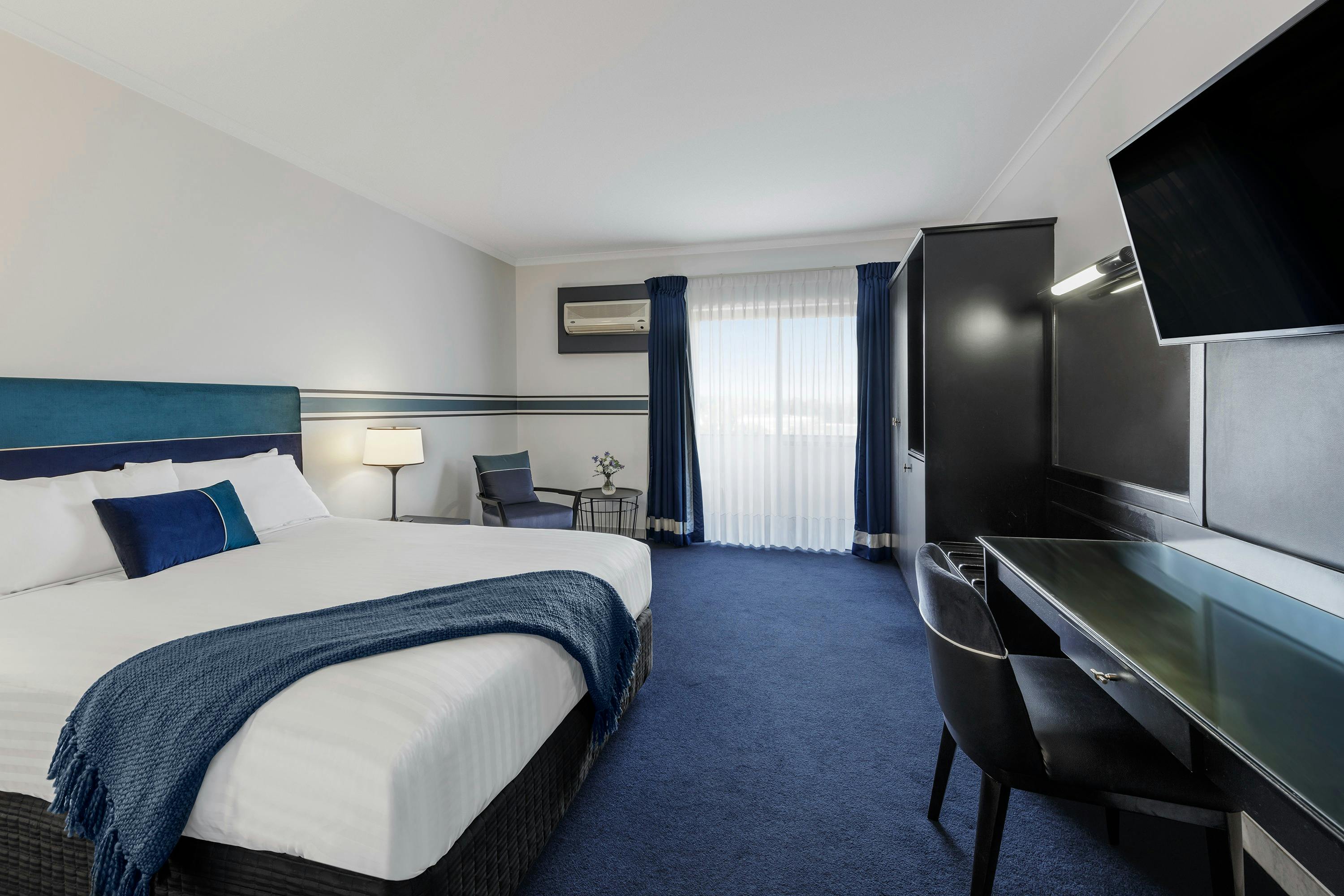 Queen Room