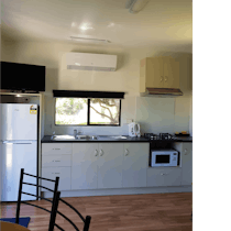 park cabin living kitchen