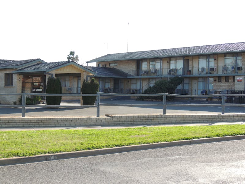 Adrian Motel