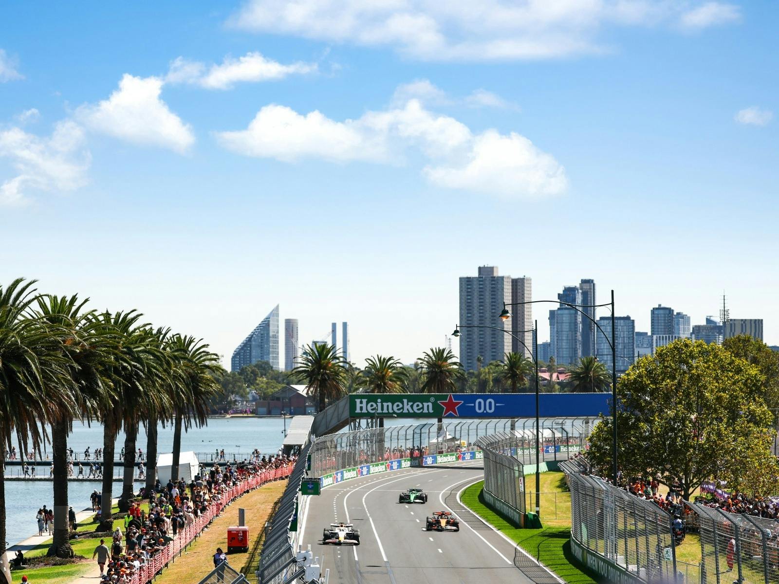 Australian Grand Prix Melbourne - cars on the track
