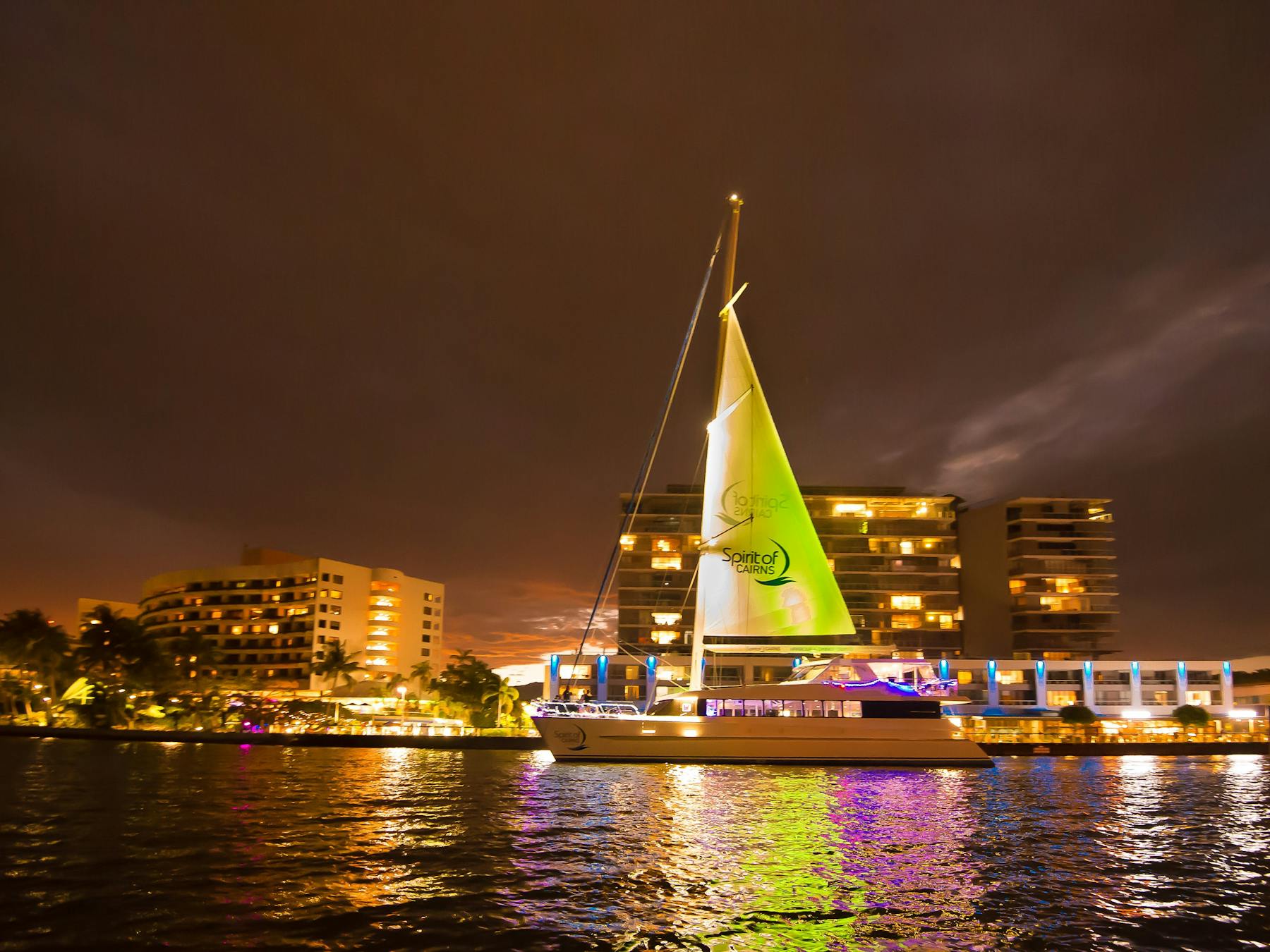 Spirit of Cairns dinner cruise sailing
