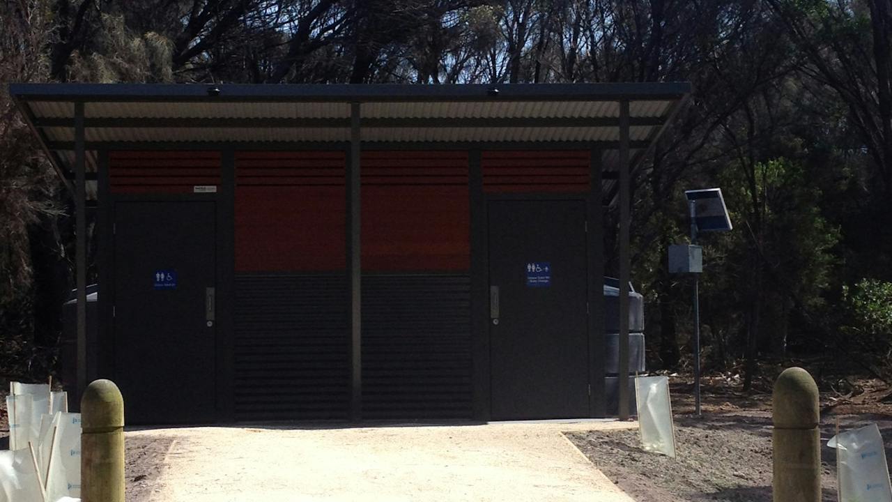public Toilets at Trousers Point picnic area