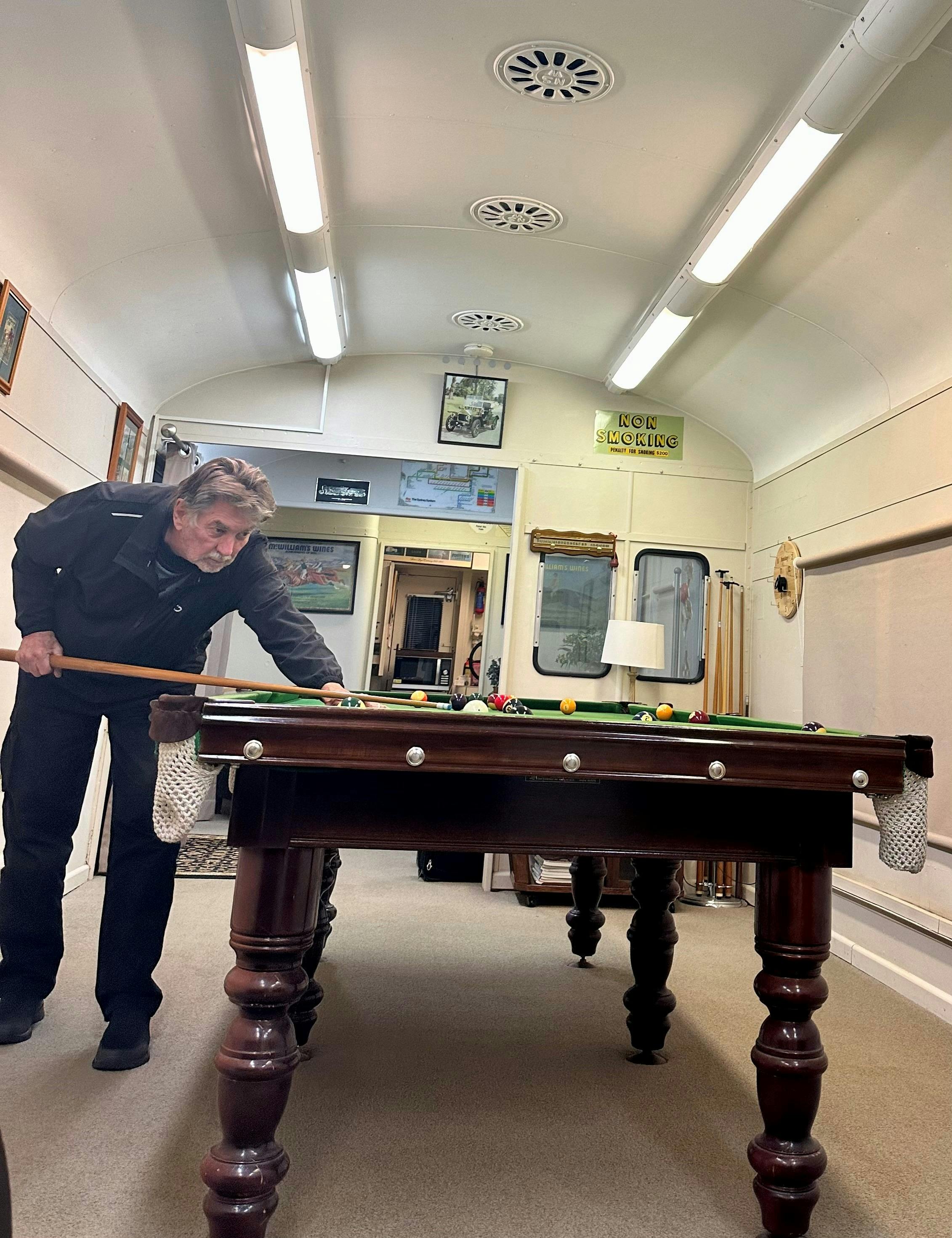 City Circle Billiard table