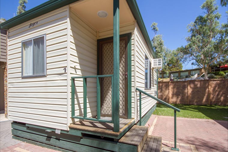 Studio Cabin