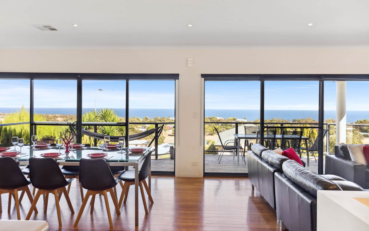 Serenity on Stacey Carrickalinga - Coastal Views for Families