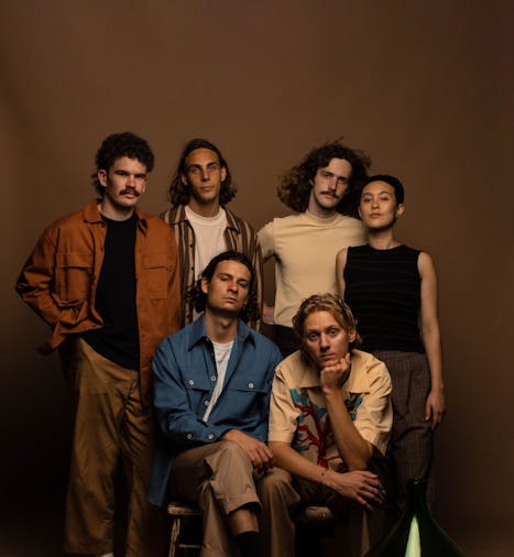 First Beige Sudden Weight Single Tour