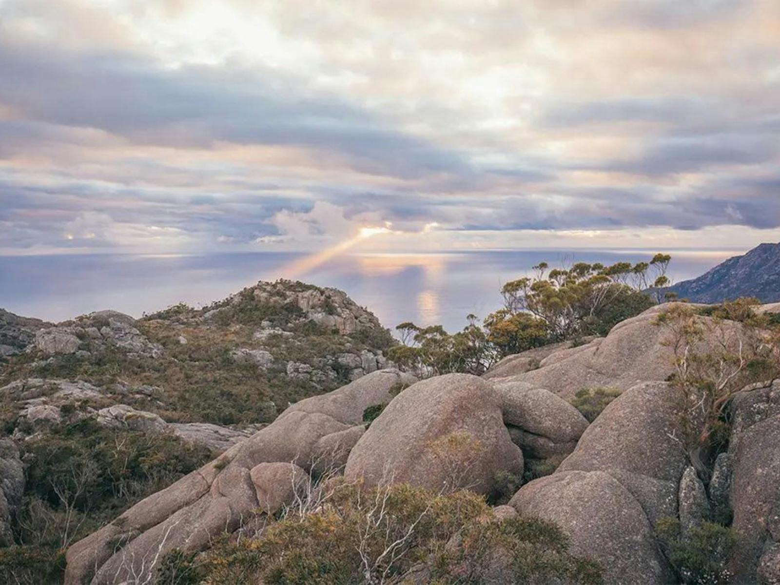 Australia-australia_tasmania_freycinet_mountain_sunset