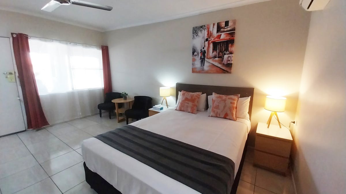 Executive Queen Room