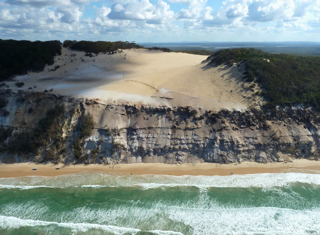 Carlo Crush : Rainbow Beach – Inskip Peninsula