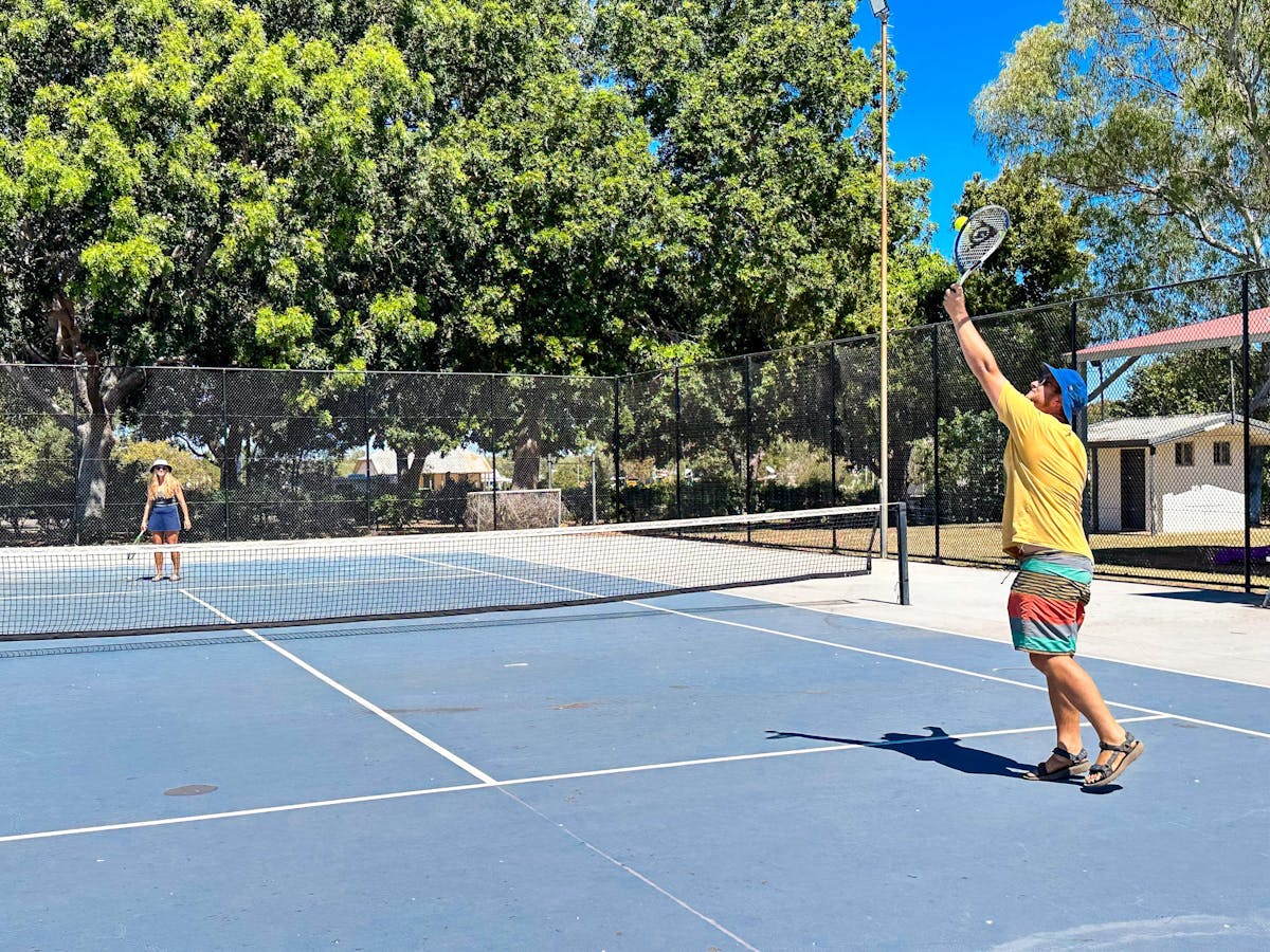 Anzac Park, Anzac day, tennis court, bbq areas, shady picnic areas, tennis, art sculptures