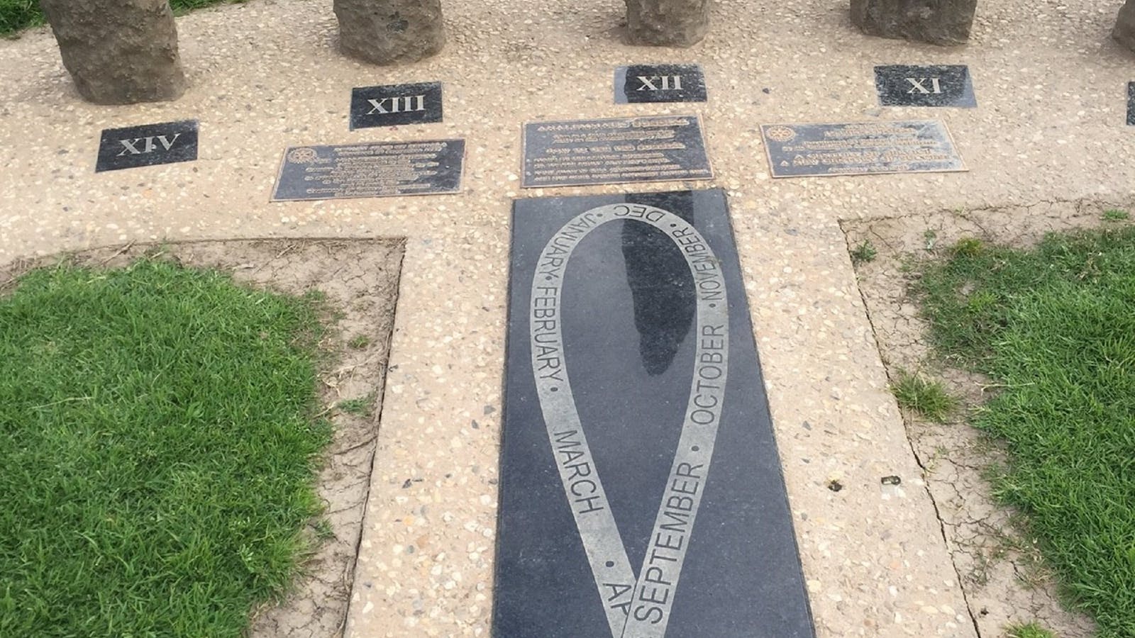 Benalla Analemmatic Sundial