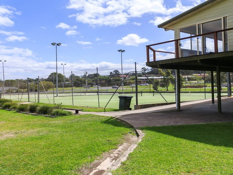 Reflections Holiday Parks Pambula Tennis Courts