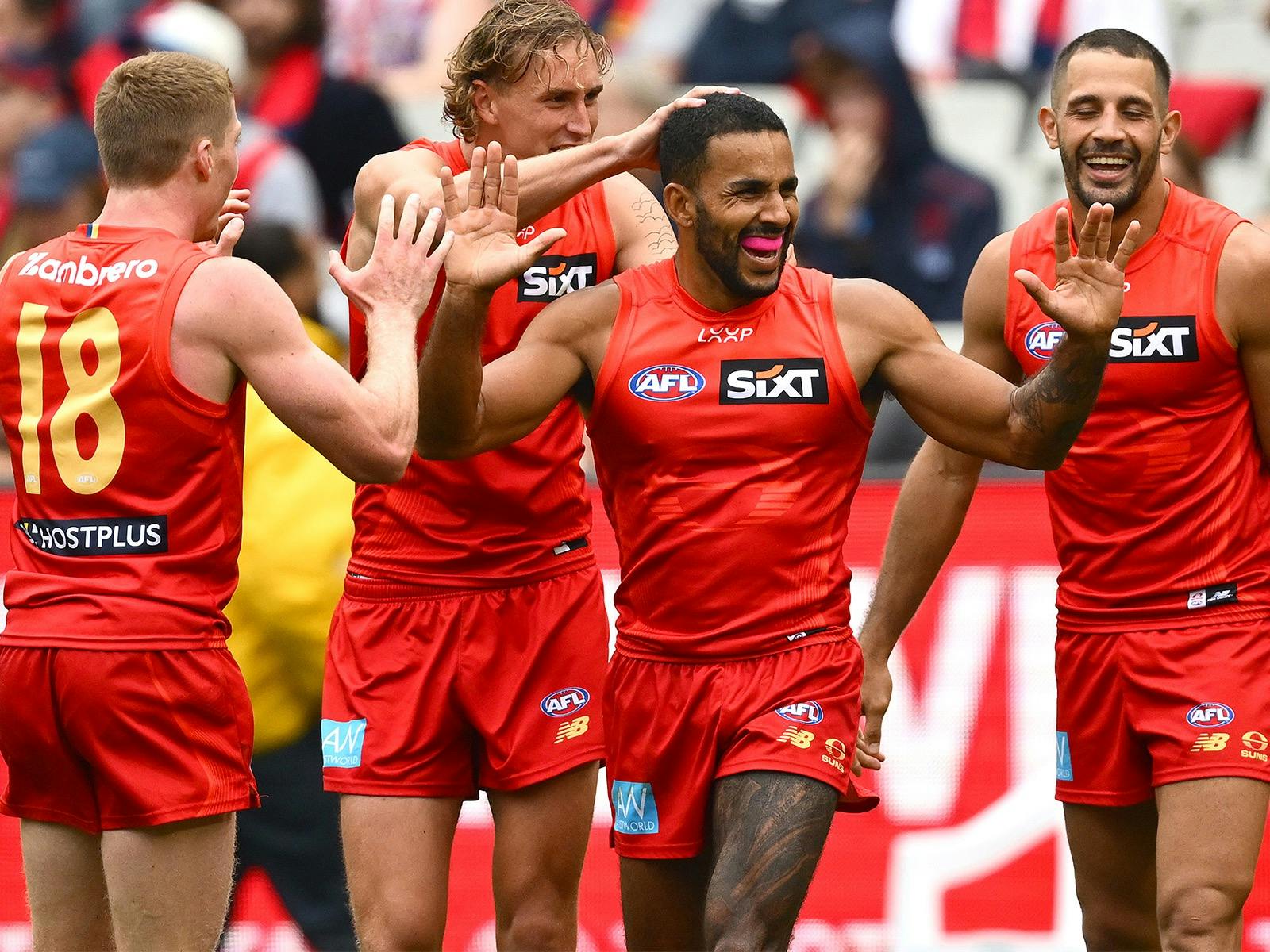 AFL Round 7: Gold Coast SUNS V Sydney Swans
