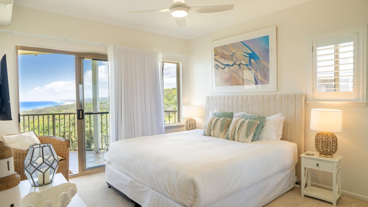 Deluxe Ocean View Apartment