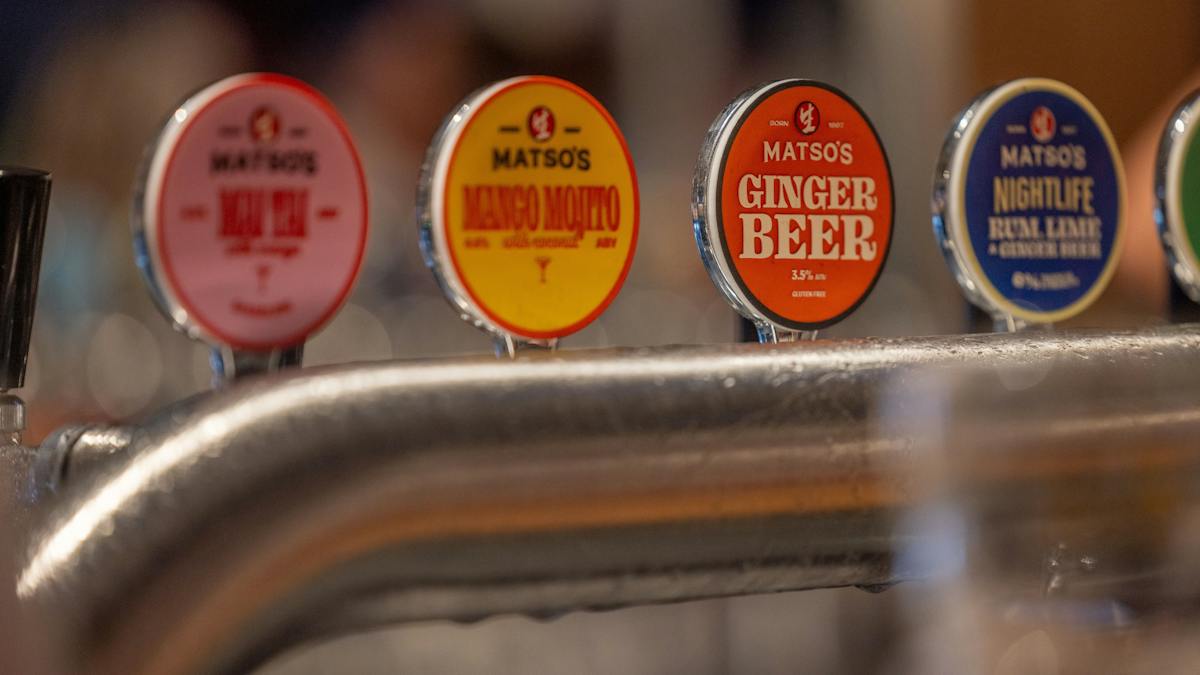 Matsos Raspberry Matsos Sunshine Coast Brewery And Distillery | Food-and-drink | Queensland