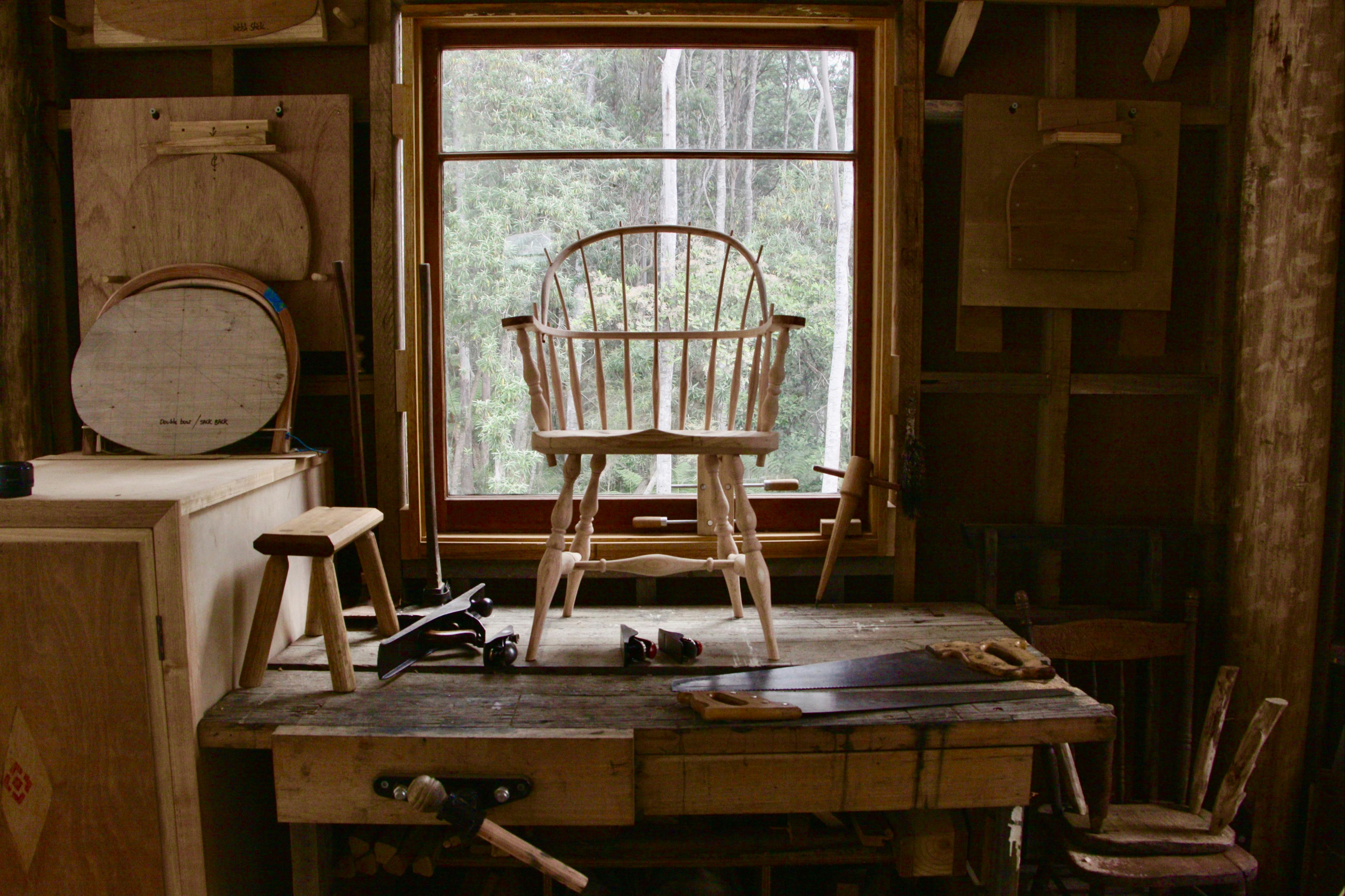 Double bow Windsor chair. Wisdom Through Wood