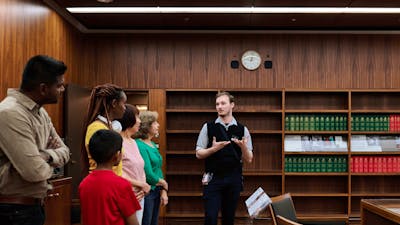 A tour group in the Prime Minister's suite