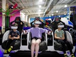 VR