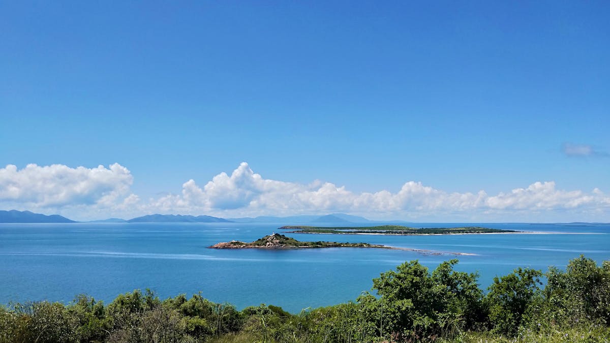 Island view from elevated lookout