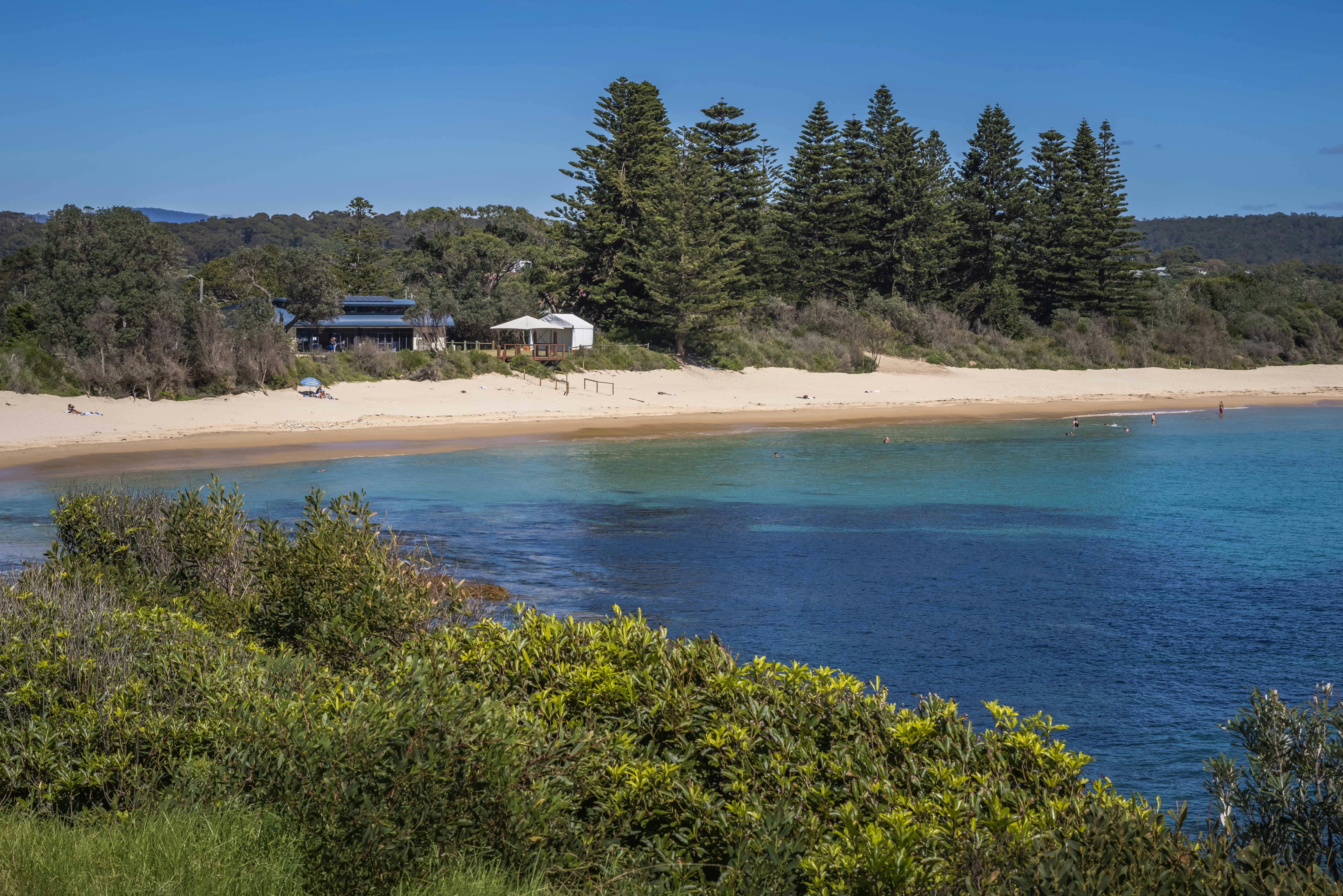 수영 버마기 가족 친화적 해변