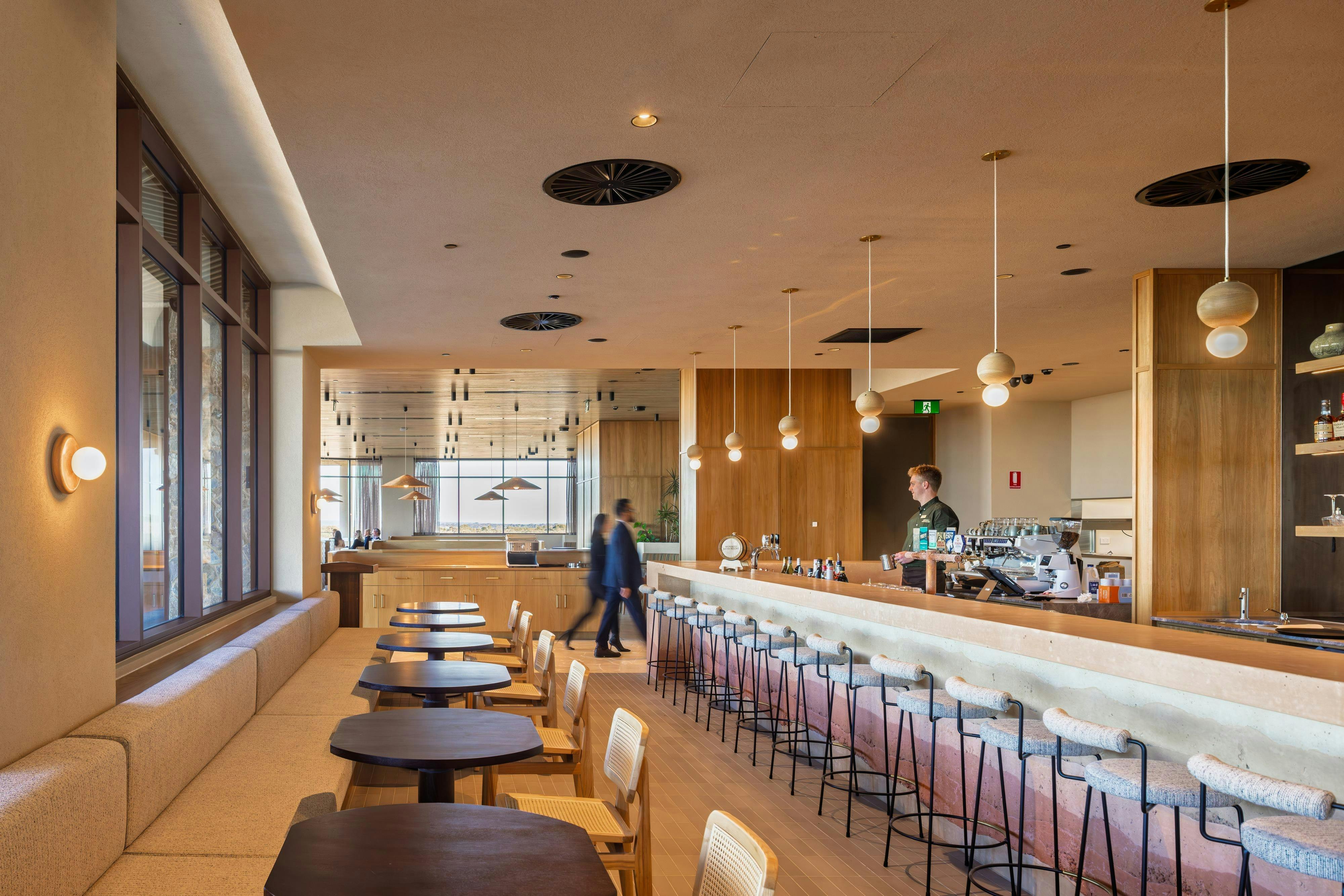 Kutjera Restaurant & Bar