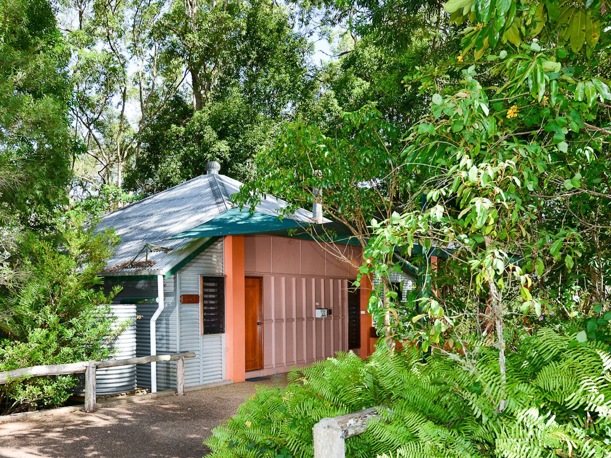 Bushland Cottages And Lodge Yungaburra Accommodation Queensland