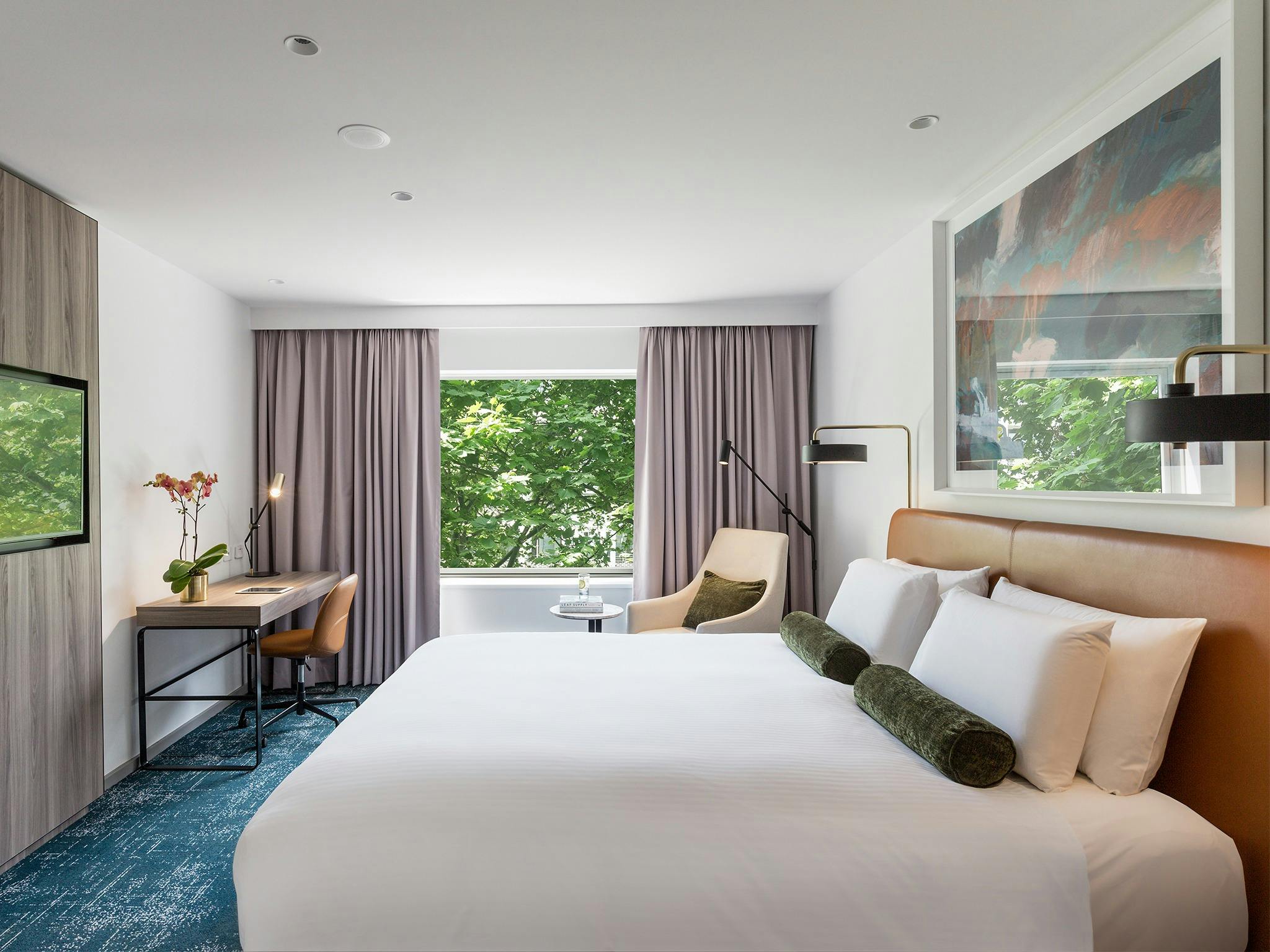 Superior King Room