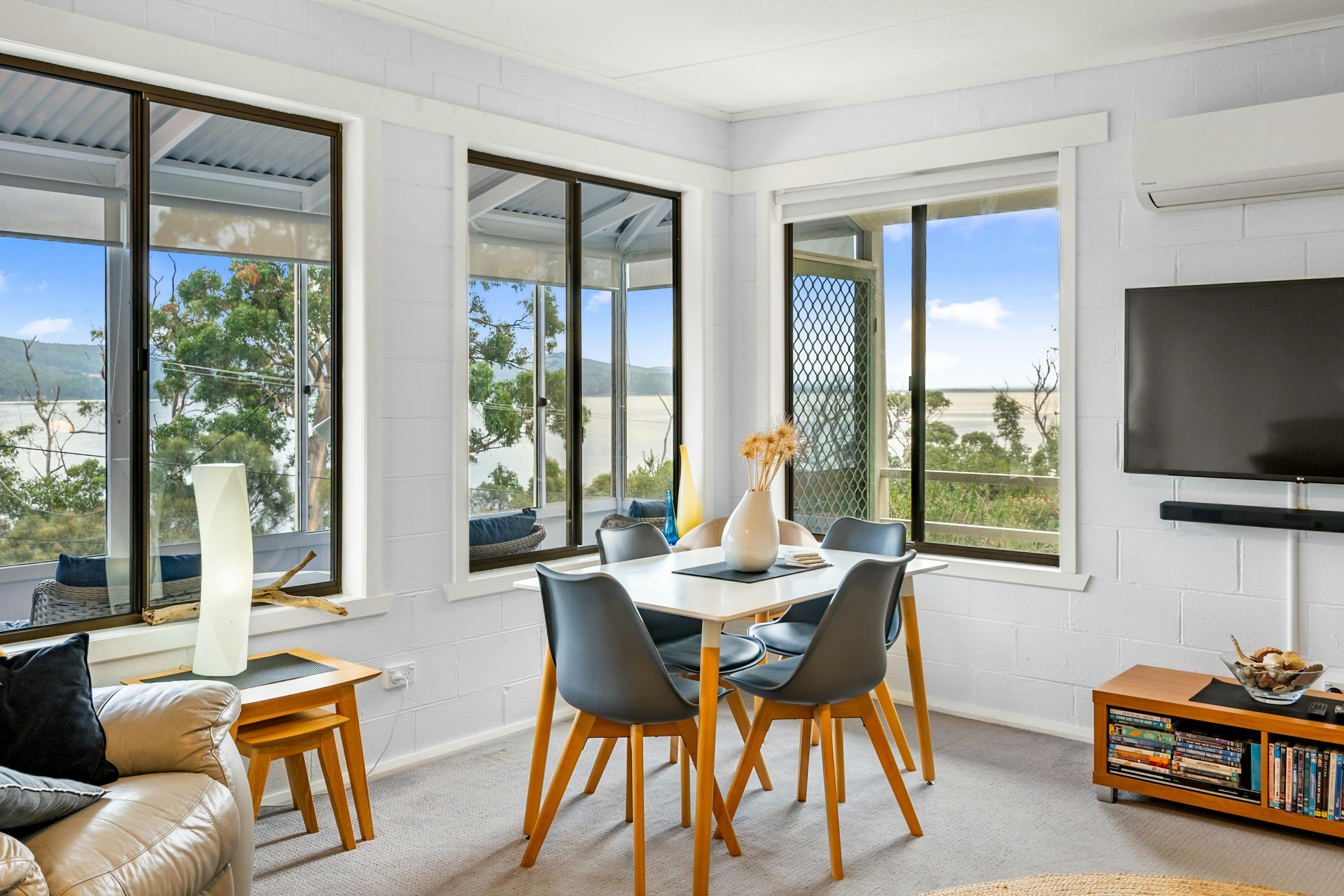 Steps from the beach Adventure Bay accommodation