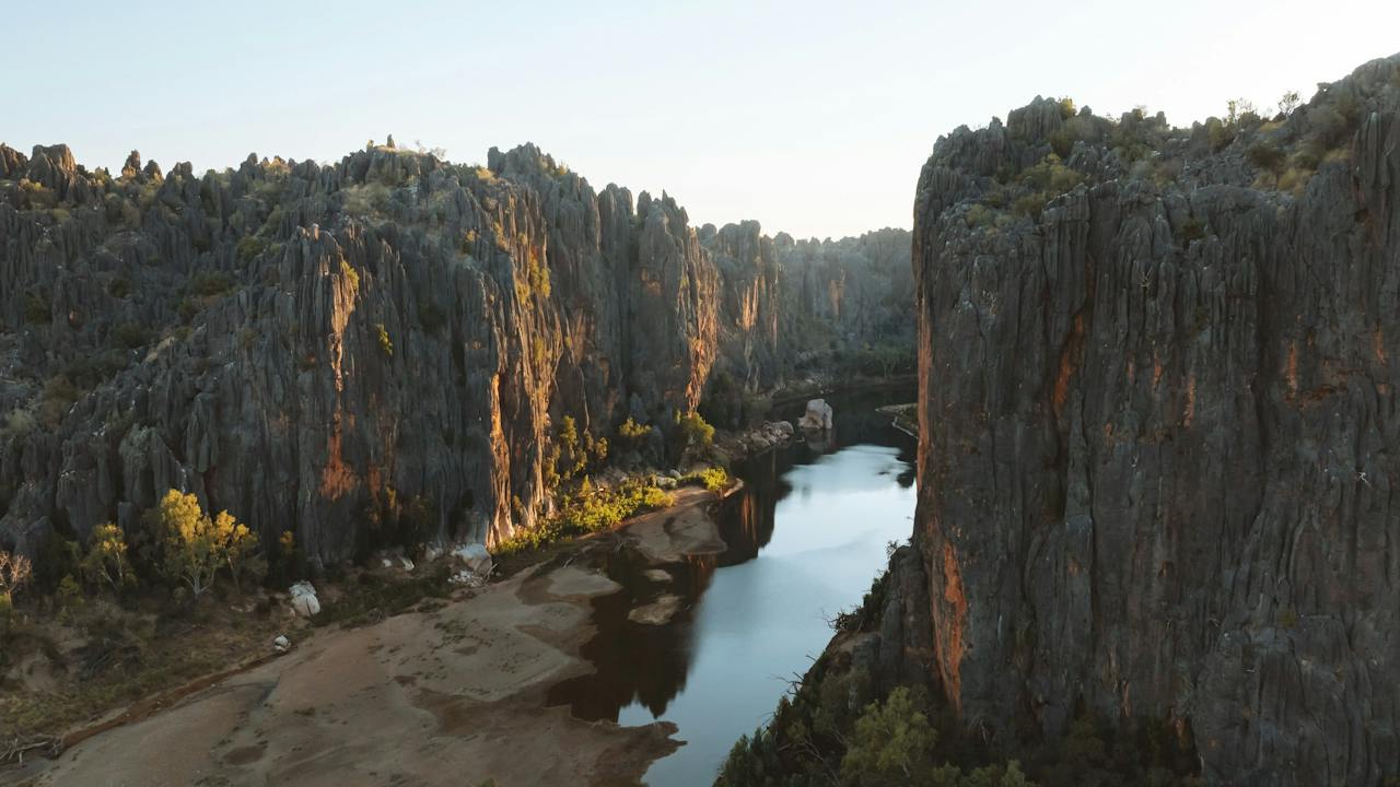 Soaring cliff walls at Bandilngan (Windjana Gorge)
