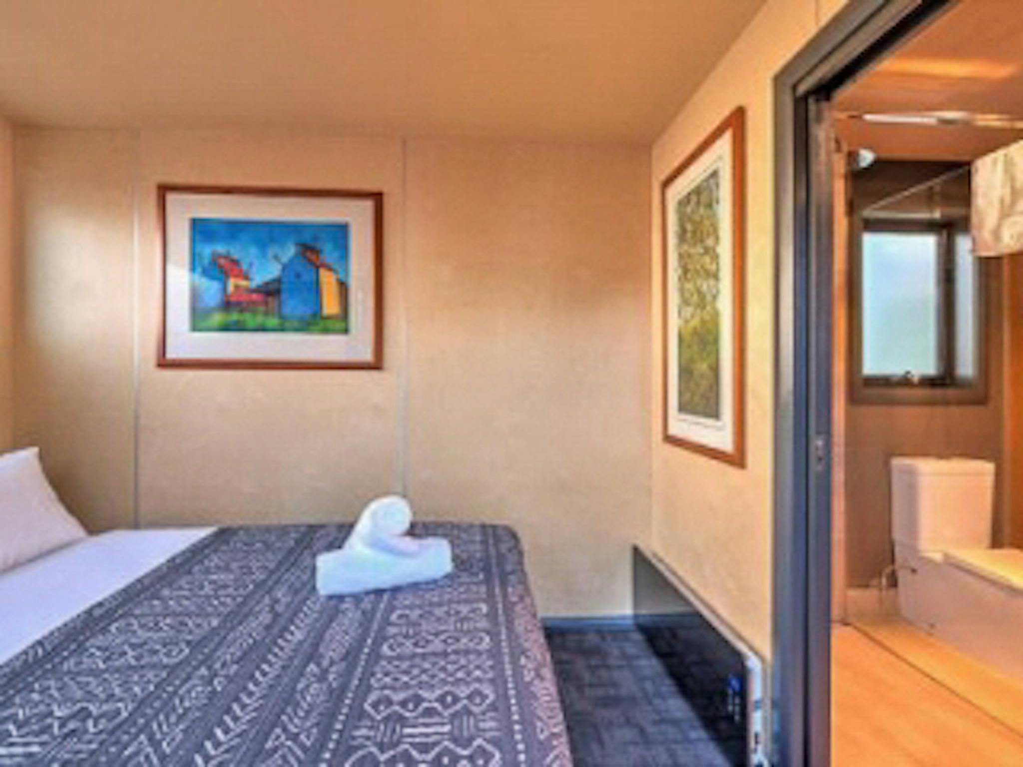 Containment, Coles Bay Accommodation, East Coast Tasmania