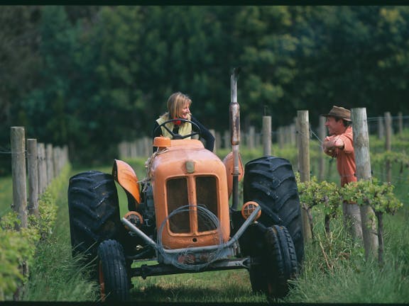 Oranje Tractor Wine