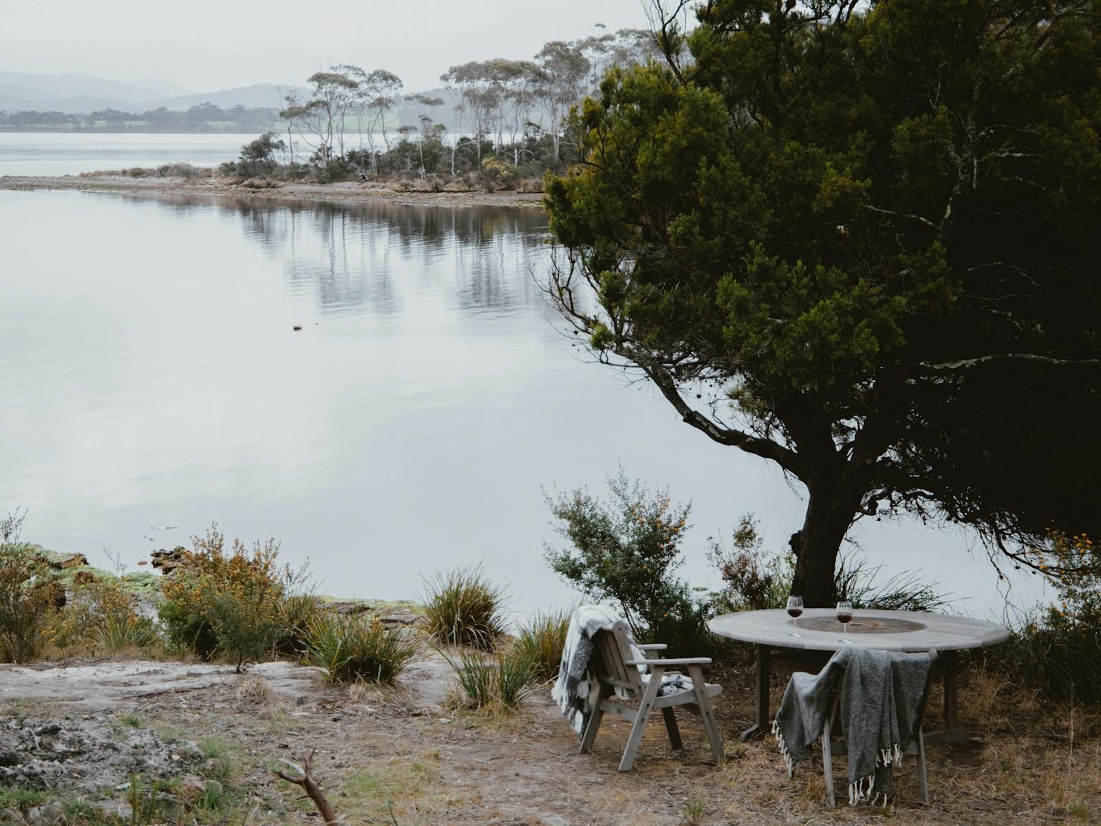 Table by the bay