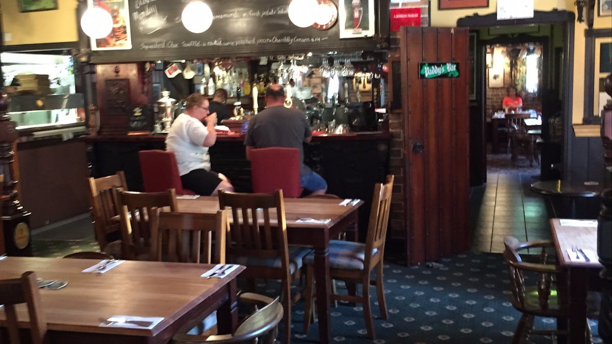 irish bar