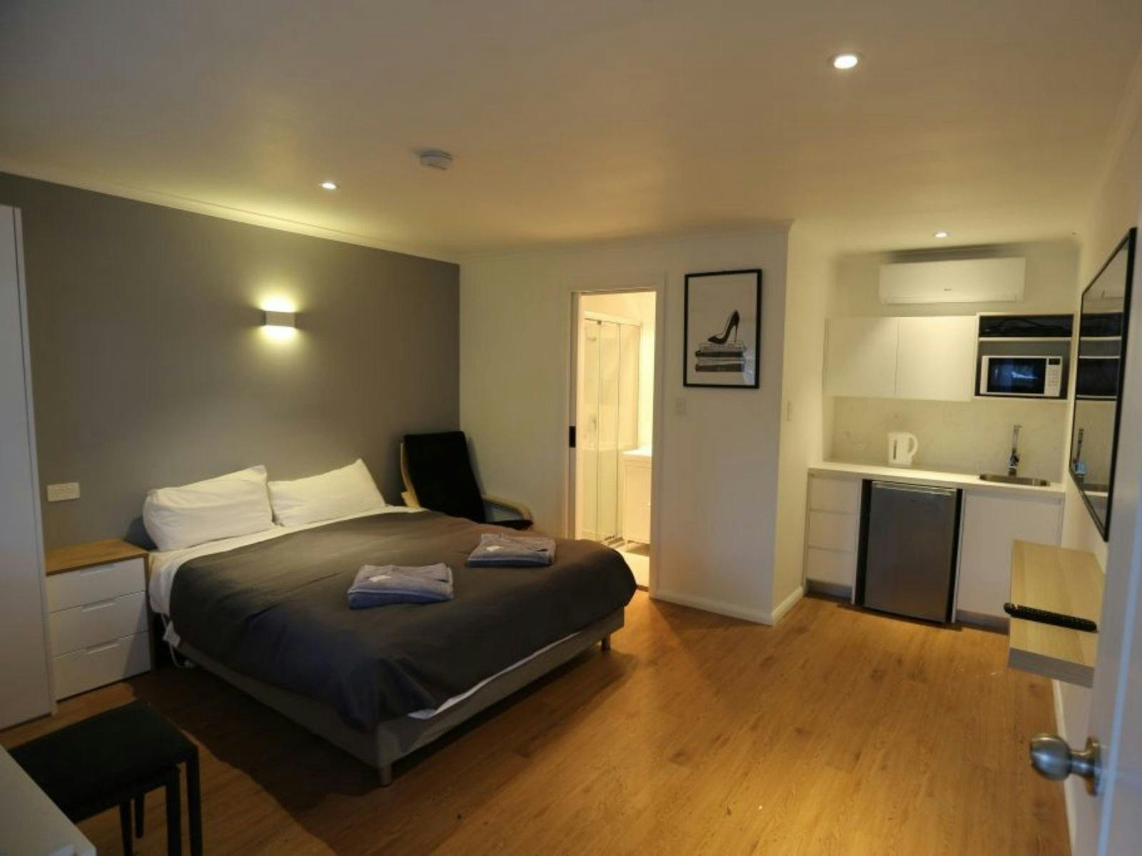 Junee Tourist Park Cabin